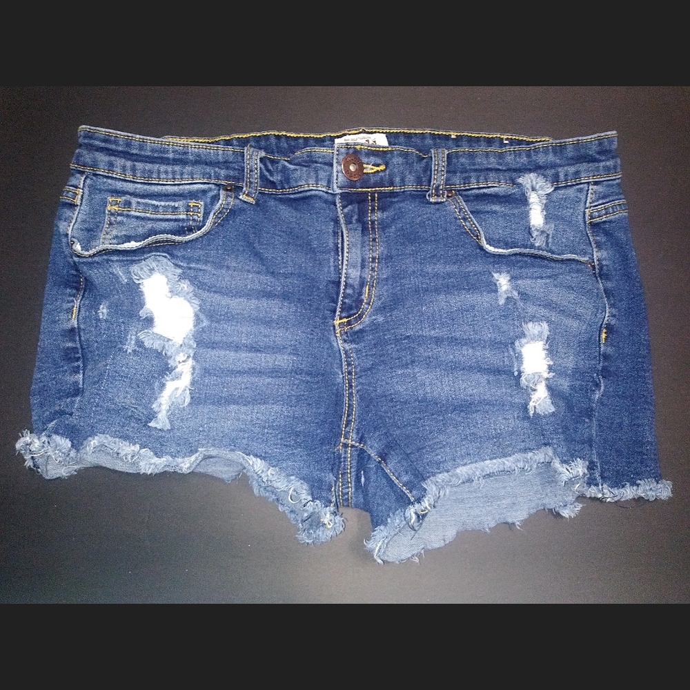 💥3/$15💥Mudd Juniors Jean Shorts size 15
